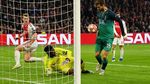 Tottenham Kalahkan Ajax pada Malam Dramatis di Amsterdam