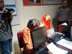 Dua Maling Dimassa Setelah Curi Kotak Amal Masjid di Malang