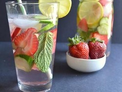 7 Resep Infused Water untuk yang Malas Minum Air Putih