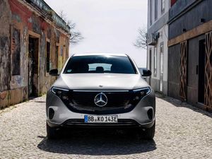Mercedes-Benz Mulai Jual EQC 400 4Matic di Luar Jerman