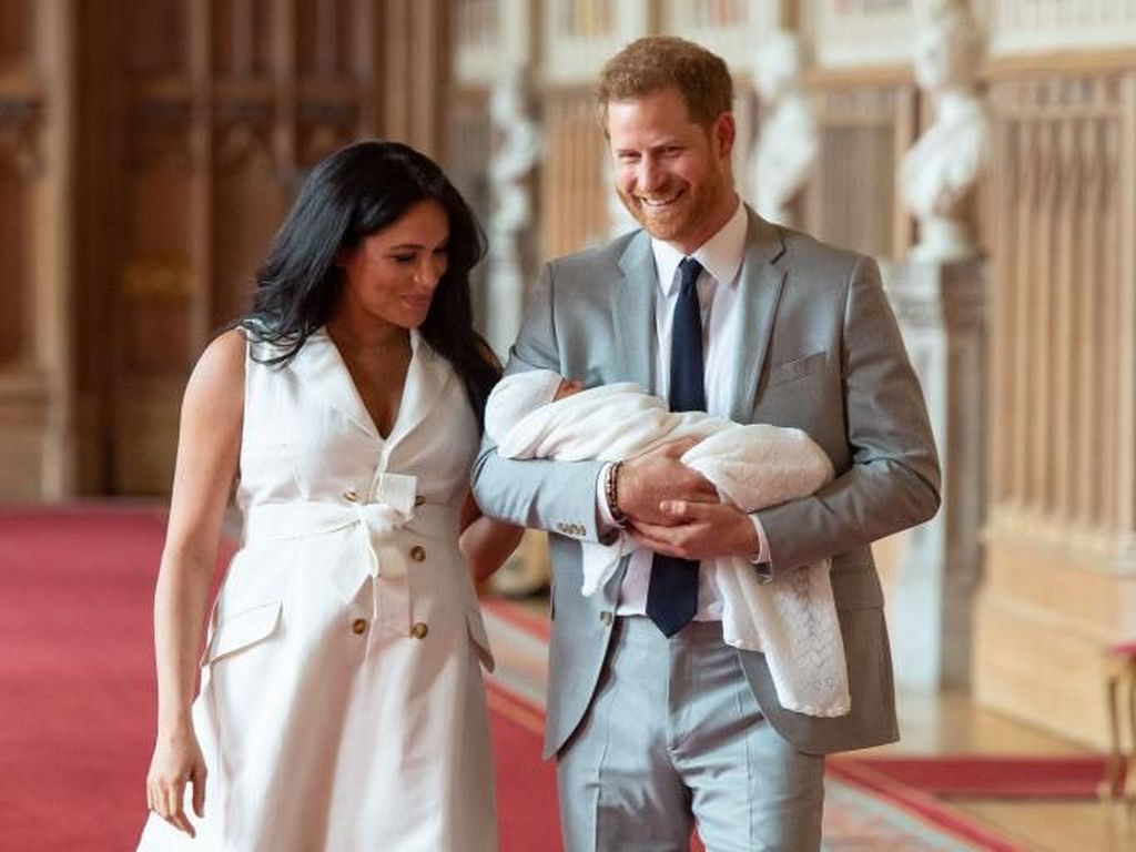 Akta Lahir Archie Terungkap, Meghan Markle Ternyata Tak Melahirkan di Rumah Akta Lahir Archie Terungkap, Meghan Markle Ternyata Tak Melahirkan di Rumah