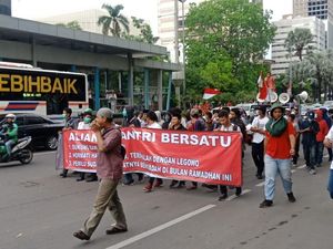 Setelah Massa Eggi Sudjana dkk Bubar, Massa Pro-Bawaslu Gantian Tiba