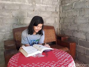 Siswi Gunungkidul Raih Nilai UNBK SMK Tertinggi di DIY Siswi Gunungkidul Raih Nilai UNBK SMK Tertinggi di DIY