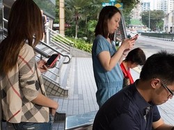 Singapura Akan Awasi Percakapan dan Mimbar Daring Terkait Hoaks