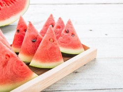 5 Buah Anti Perut Buncit yang Sehat Dikonsumsi Saat Ramadhan