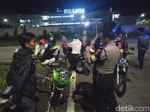 Akhir Kisah Para Pebalap Liar di Tol Soroja Akhir Kisah Para Pebalap Liar di Tol Soroja