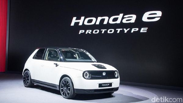 Mobil Listrik Mungil Honda e