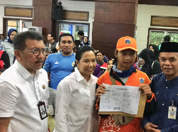 Bareng Dirut Jasa Raharja, Rini Tinjau Verifikasi Mudik Bareng BUMN