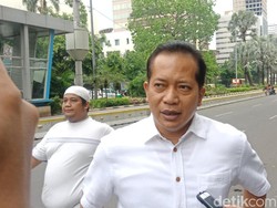 Ferry Juliantono Bakal Surati Jokowi Minta Amnesti untuk Rizieq-Munarman