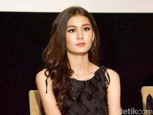 Terpesona Kecantikan Zoe Jackson, Pacar Aditya Zoni Terpesona Kecantikan Zoe Jackson, Pacar Aditya Zoni