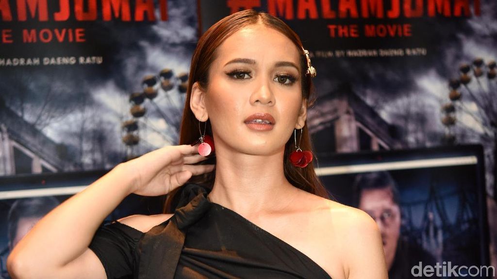 Abis Putus Dari Kekasih Bule, Dea Annisa Bicara Pacar Idaman Abis Putus Dari Kekasih Bule, Dea Annisa Bicara Pacar Idaman