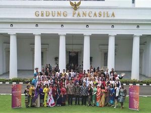 Kemlu Berikan Beasiswa kepada 72 Orang, Mayoritas Perempuan Kemlu Berikan Beasiswa kepada 72 Orang, Mayoritas Perempuan