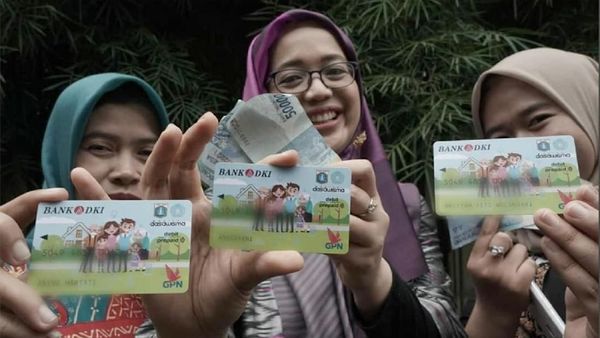 Asyik! Ibu-ibu PKK Sekarang Dapat Kartu Dasa Wisma