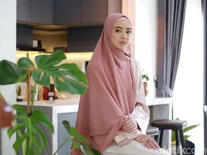 Kesabaran Lindswell Kwok Hadapi Tuduhan Anak Durhaka dari Netizen Kesabaran Lindswell Kwok Hadapi Tuduhan Anak Durhaka dari Netizen