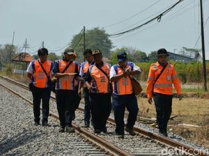PT KAI Tambah 100 Penjaga Perlintasan Selama Arus Mudik