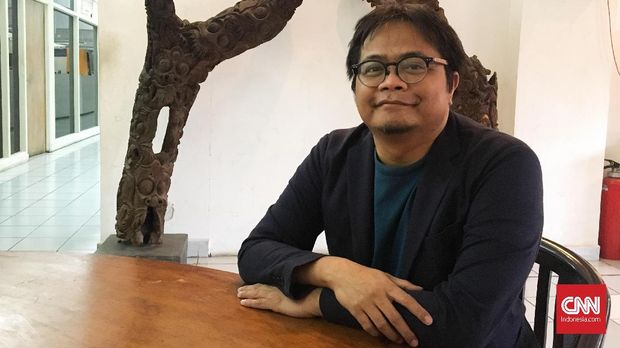 Pengamat Seni Hikmat Darmawan sempat membaca komik surga neraka saat kecil dan masih ingat hingga saat ini.