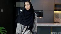 Lindswell Kwok Ratu Wushu yang Kini Berhijab