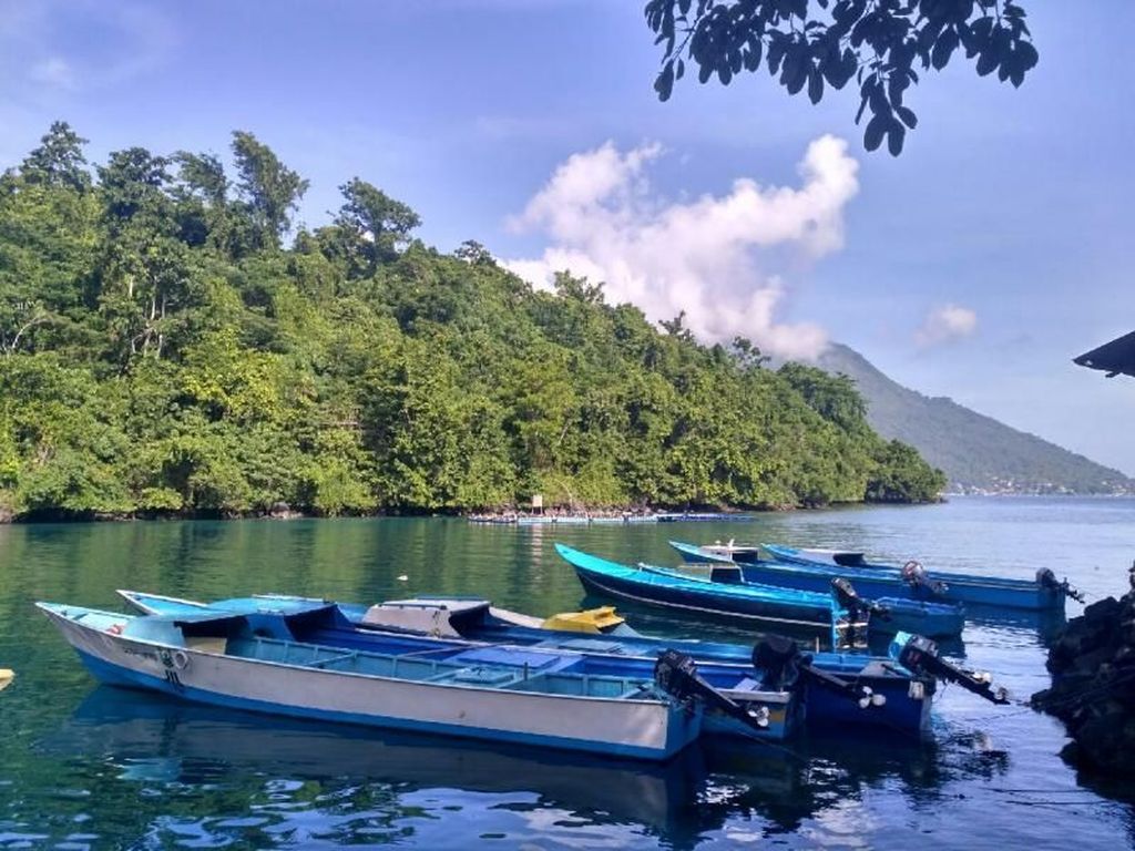 Pantai Sulamadaha, Kebanggaan Warga Ternate Pantai Sulamadaha, Kebanggaan Warga Ternate