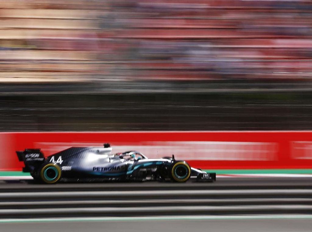 Hasil F1 GP Spanyol: Hamilton Juara, Mercedes Finis 1-2 Hasil F1 GP Spanyol: Hamilton Juara, Mercedes Finis 1-2