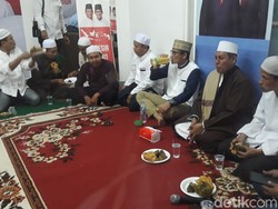 Bukber Bareng Relawan, Sandiga Ingatkan Kawal Proses Pemilu