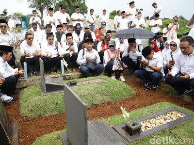 Aktivis 98 Peringati Tragedi 12 Mei di Tanah Kusir