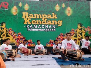 Rampak Kendang Suguhkan Musik Jelang Berbuka Puasa di Banyuwangi