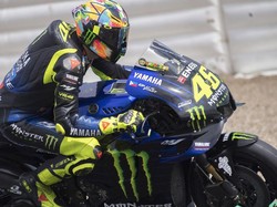Ini Pebalap yang Bikin Valentino Rossi Penasaran Diajak Bertarung