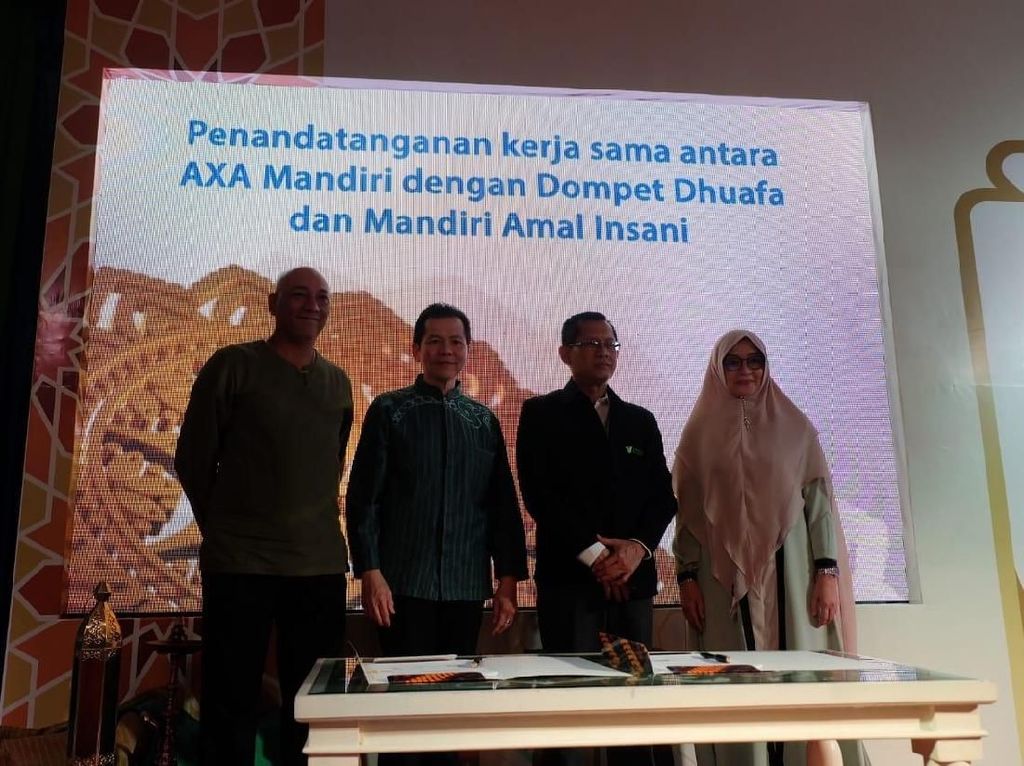 Permudah Nasabah Berwakaf, AXA Mandiri Syariah Kenalkan Fitur Baru Permudah Nasabah Berwakaf, AXA Mandiri Syariah Kenalkan Fitur Baru