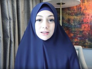 Celine Evangelista Cinta Islam karena Besar di Keluarga Muslim Celine Evangelista Cinta Islam karena Besar di Keluarga Muslim