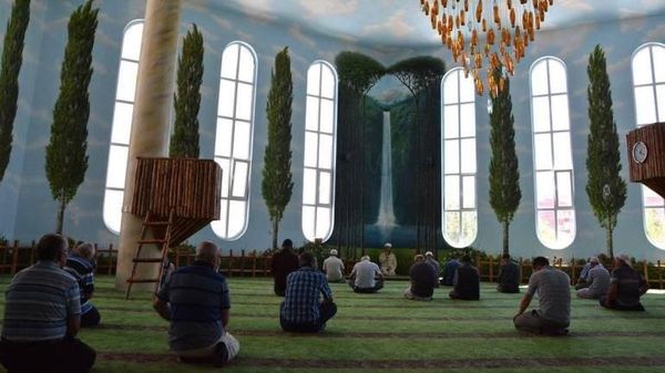 Foto: Terinspirasi Ayat Al Quran, Masjid Ini Seperti Alam Raya