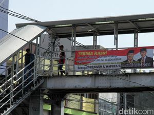 Satpol PP DKI akan Koordinasi ke Bawaslu soal Spanduk Klaim Prabowo Menang