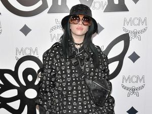 Billie Eilish Ungkap Pengalaman Buruk Minum Pil Diet di Usia 12