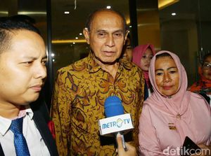 Jadi Saksi Kasus Makar Eggi Sudjana, Kivlan Zen Sambangi Polda Metro Jadi Saksi Kasus Makar Eggi Sudjana, Kivlan Zen Sambangi Polda Metro