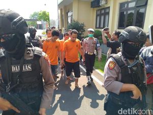 Pembobol SMK di Mojokerto Diringkus, Pelaku Butuh 10 Menit Jebol Brankas Pembobol SMK di Mojokerto Diringkus, Pelaku Butuh 10 Menit Jebol Brankas