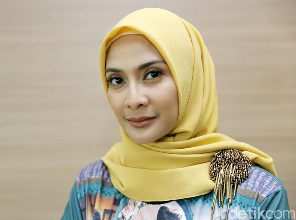 Tampil Berhijab, Maudy Koesnaedi Tak Mau Dibilang Cantik