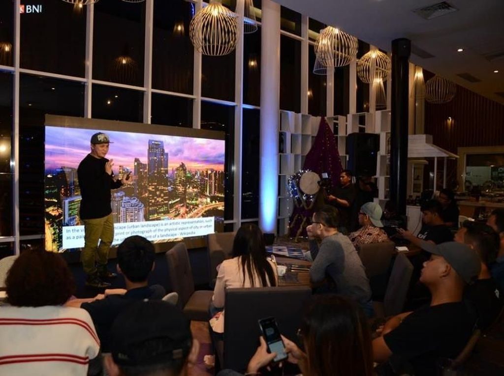 Tips Fotografi Cityscape Pakai Ponsel Tips Fotografi Cityscape Pakai Ponsel
