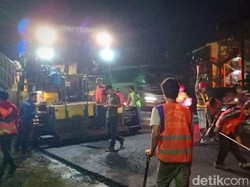 Balai Besar Jalan Nasional Perbaiki Jalan Berlubang di Sidoarjo
