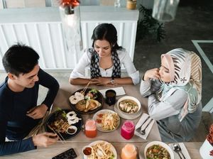 Biar Bukber Nggak Cuma Wacana, Begini Tipsnya Agar Semua Datang Biar Bukber Nggak Cuma Wacana, Begini Tipsnya Agar Semua Datang