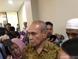 Penuhi Panggilan Bareskrim, Kivlan Zen Didampingi Pengacara