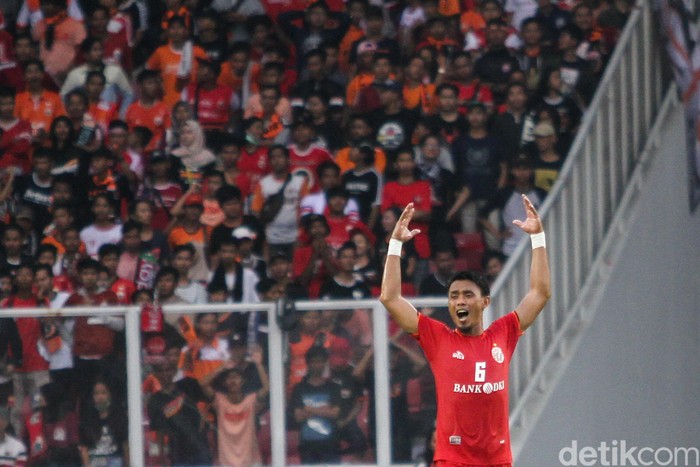 Bek Perisja Jakarta, Maman Abdurrahman