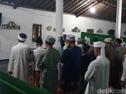 Tarawih 8 Jam di Magetan Dimulai Bakda Isya Hingga Sahur