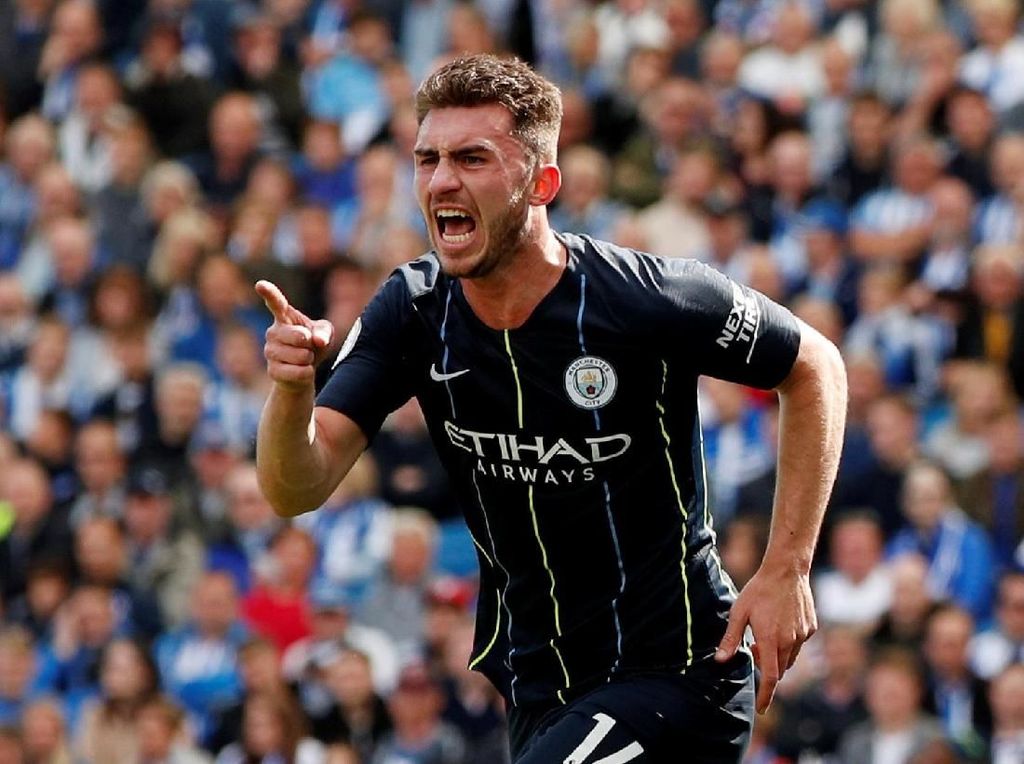 Laporte Cedera, Guardiola Cari Bek Baru di Bursa Transfer Januari? Laporte Cedera, Guardiola Cari Bek Baru di Bursa Transfer Januari?