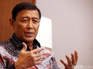 Pasca-penetapan Hasil Pemilu, Wiranto Ajak Warga Laporkan Hal Mencurigakan Pasca-penetapan Hasil Pemilu, Wiranto Ajak Warga Laporkan Hal Mencurigakan