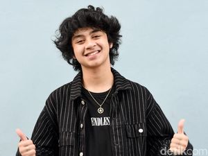 Bastian Steel Sayangkan Kerusuhan di Aksi 22 Mei Bastian Steel Sayangkan Kerusuhan di Aksi 22 Mei