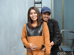 Sempat Mau Cerai, Evi Masamba dan Arif Kini Bahagia Dikaruniai Anak