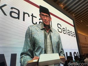 Di Simposium Kecurangan, Sandi Ungkit Amplop Serangan Fajar Bowo Sidik Di Simposium Kecurangan, Sandi Ungkit Amplop Serangan Fajar Bowo Sidik
