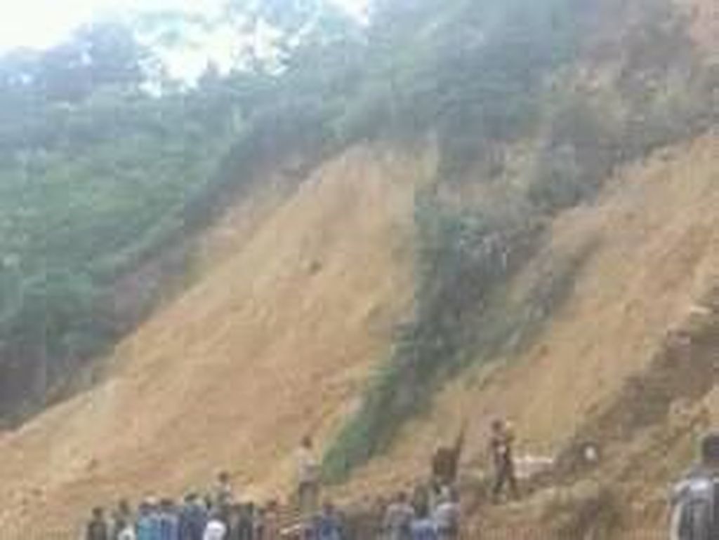 Polisi: Korban Tewas di Lokasi Tambang Emas Bogor Penambang Liar Polisi: Korban Tewas di Lokasi Tambang Emas Bogor Penambang Liar
