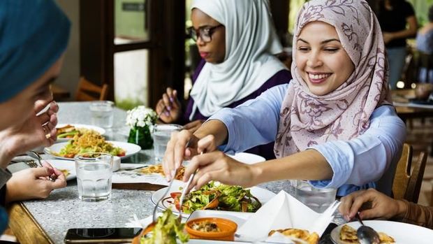 Bunda, Berikut Jadwal Buka Puasa 14 Mei 2019 di 15 Kota Besar