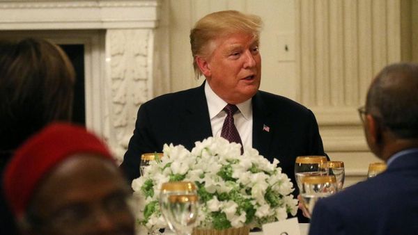 Sebut Ramadhan Waktu yang Spesial, Trump Gelar Buka Puasa Bersama