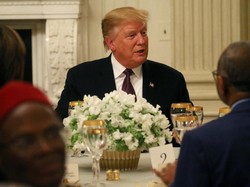 Anomali Sikap Trump ke Iran